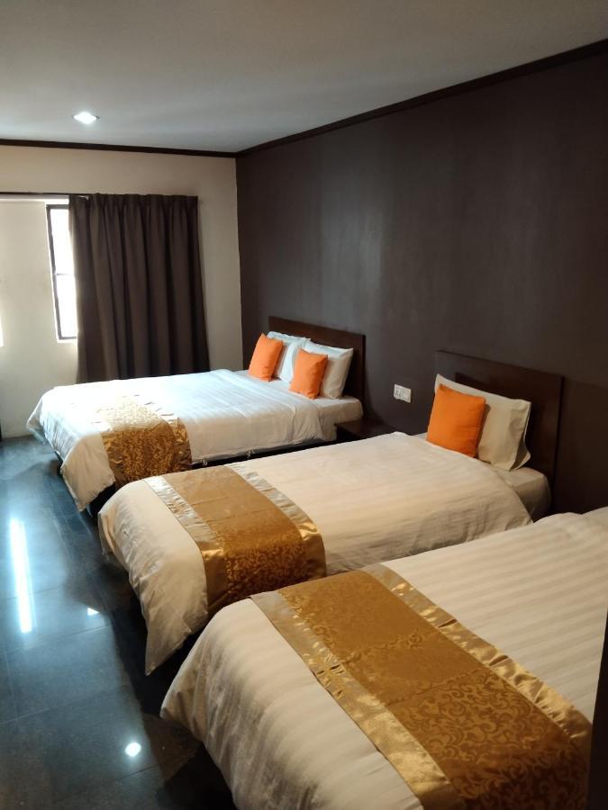 One World Hotel Kulai Exterior foto