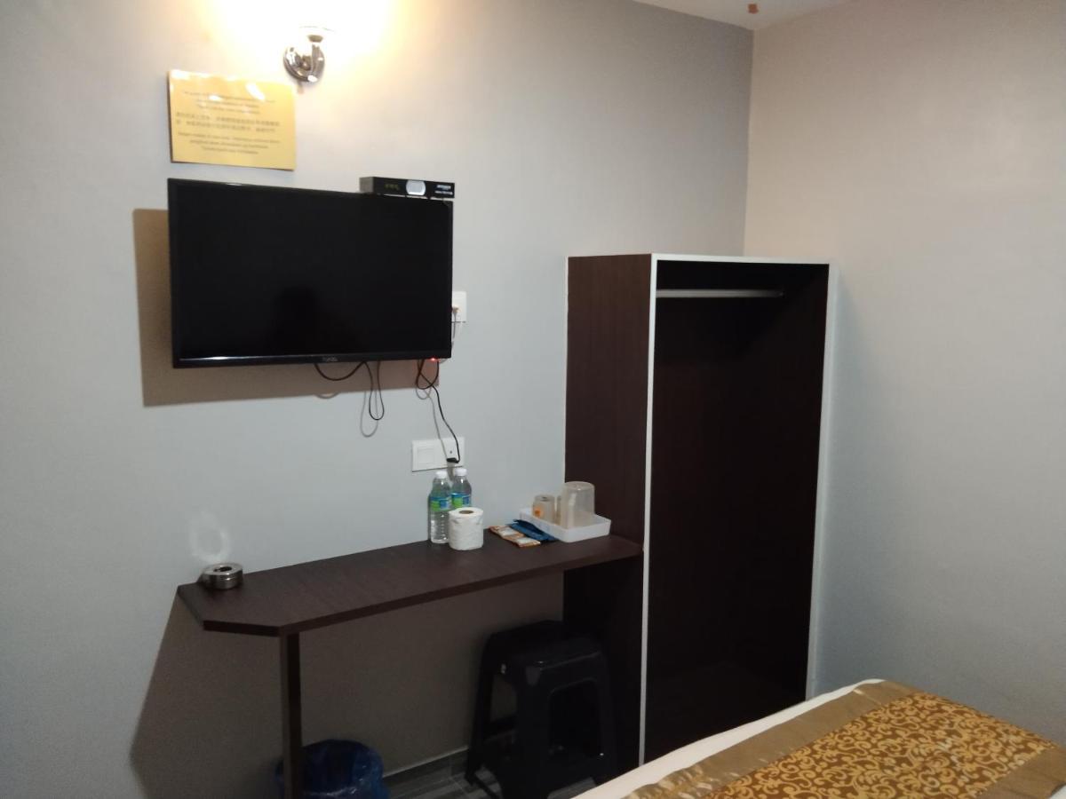 One World Hotel Kulai Exterior foto