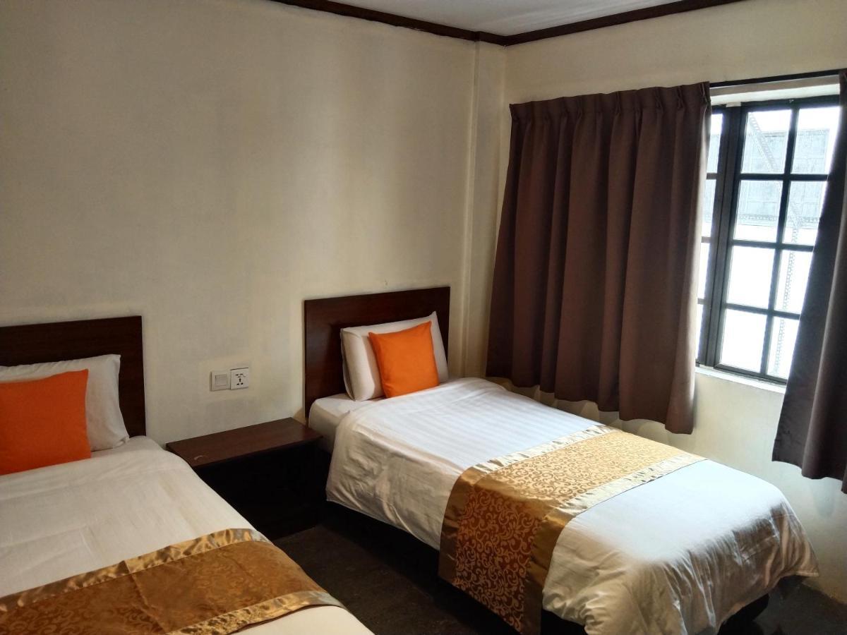 One World Hotel Kulai Exterior foto