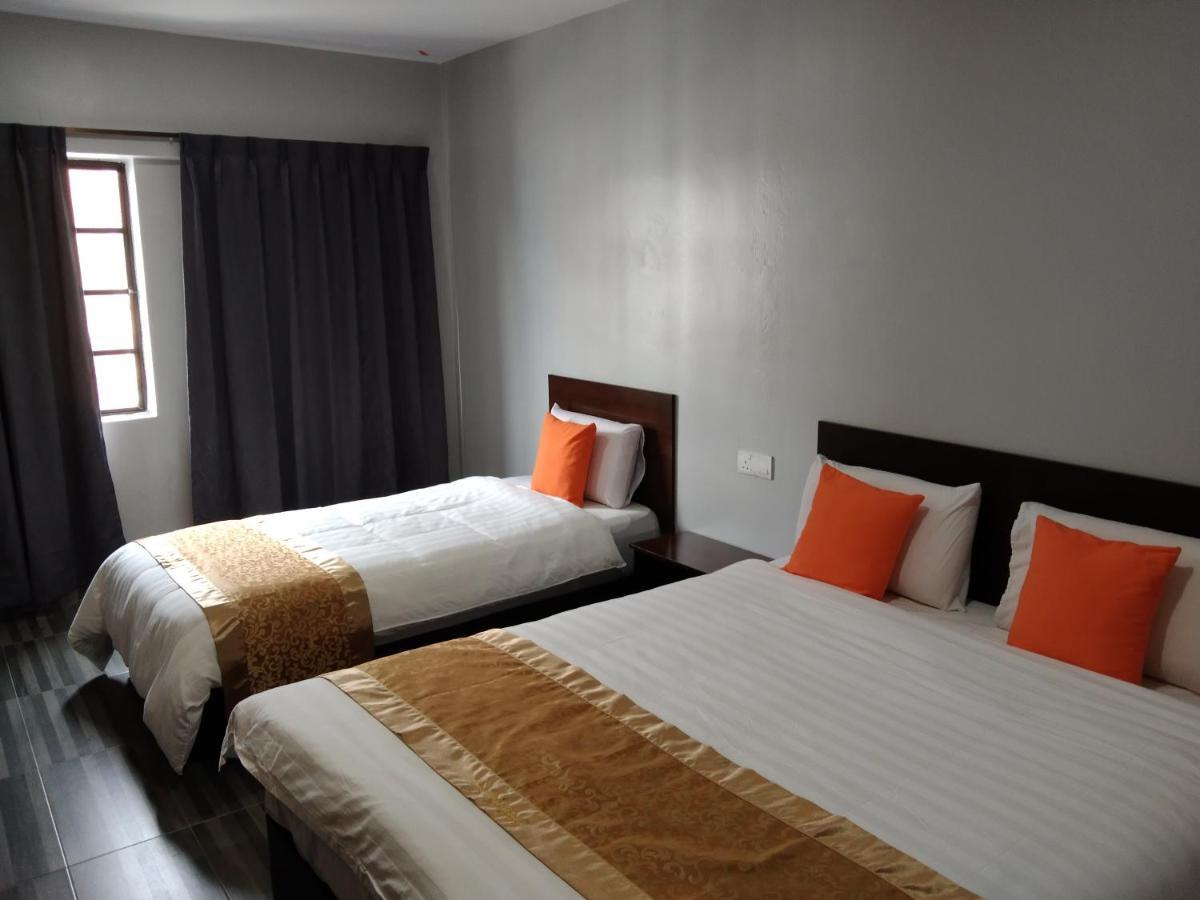 One World Hotel Kulai Exterior foto